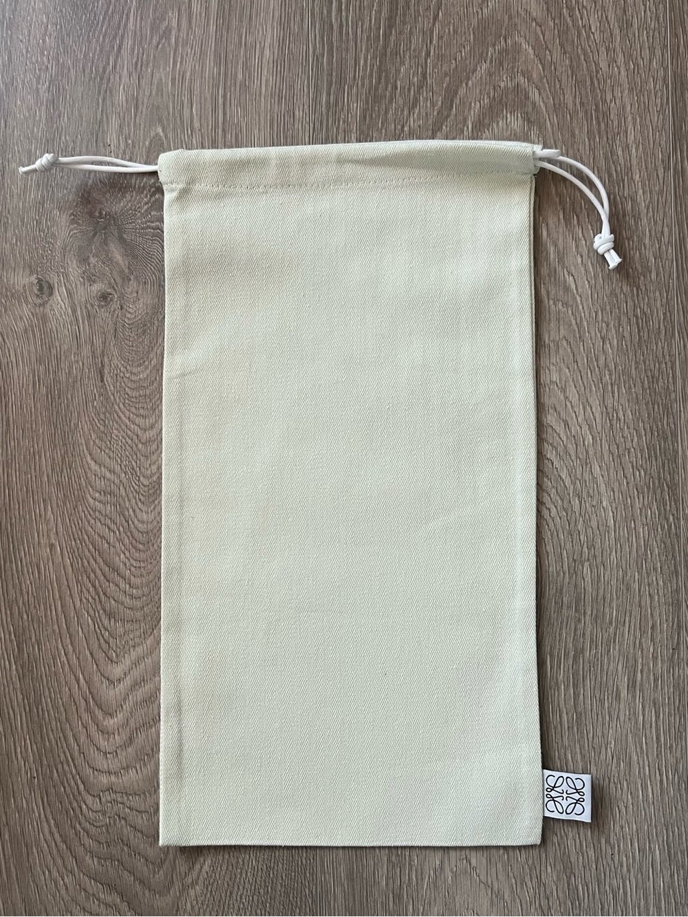 Loewe dust bag (C168)
